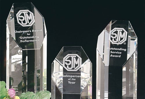 laser engrave glass trophies