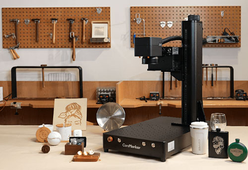 UV laser engraver and its engraved items