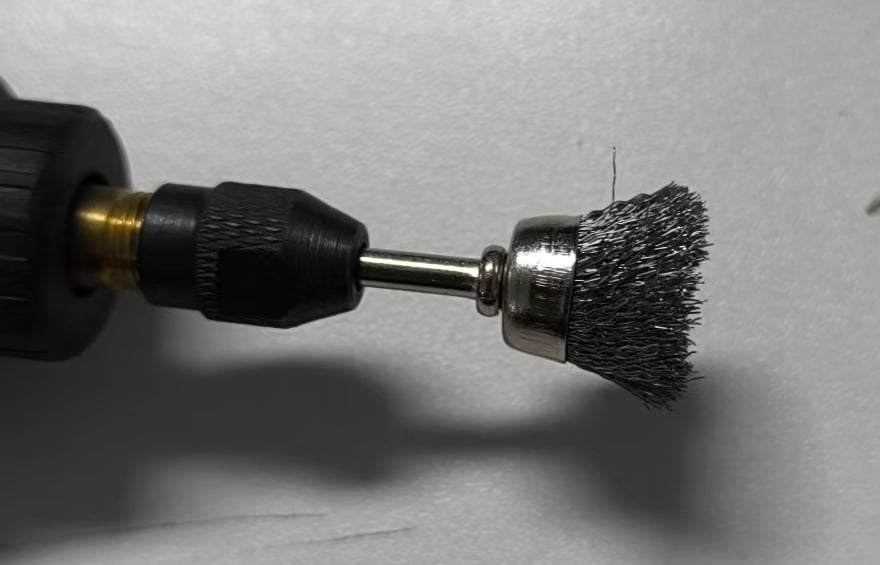 Rotary grinding pen